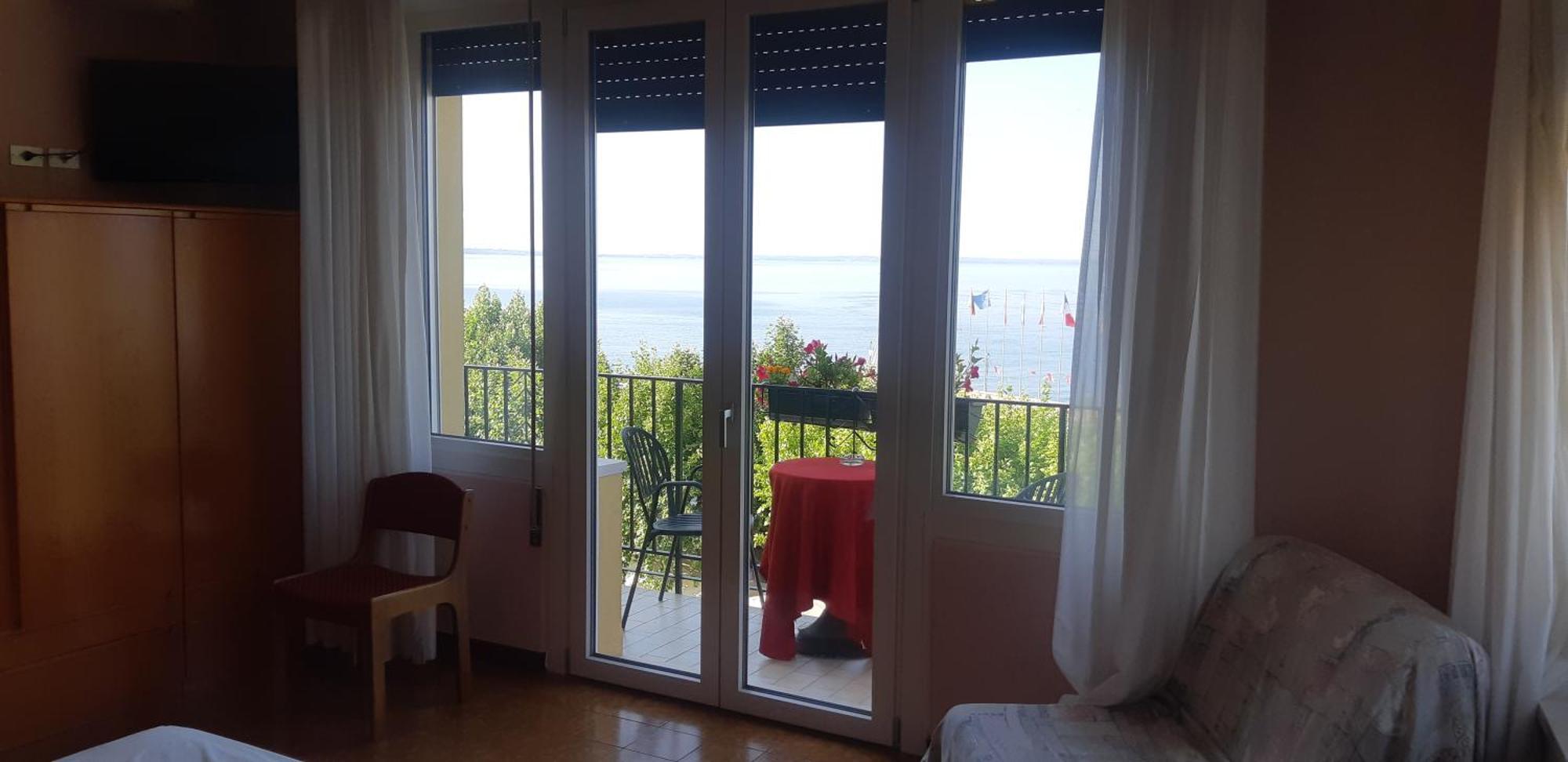 Hotel Tre Corone غارْدا المظهر الخارجي الصورة